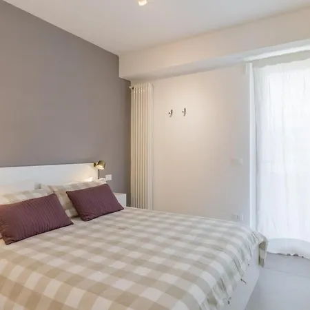 Athome פאדנג'ה סול גארדה