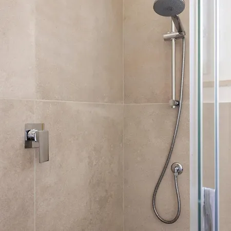 Athome パデンゲ・スル・ガルダ